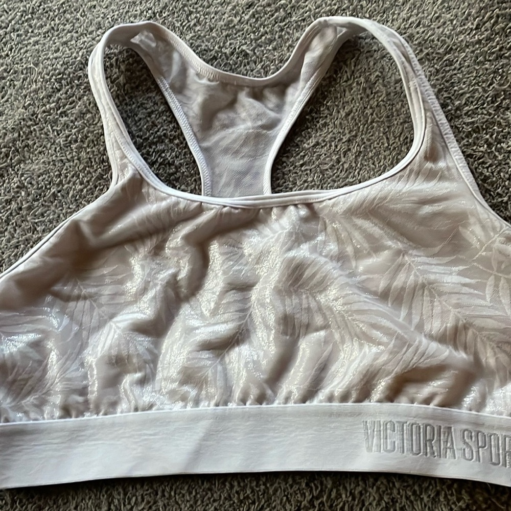 Victoria’s Secret large “the player” bra